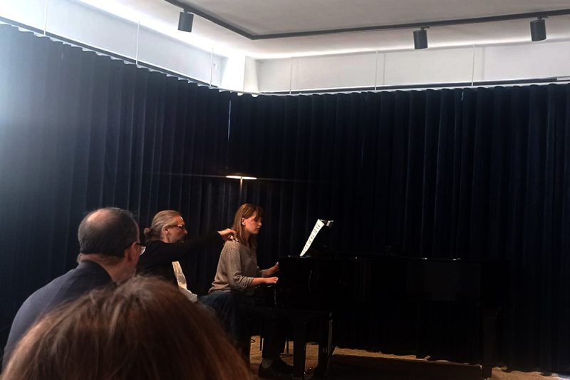 Odeio Polis Piano Tzovanakis seminar04 Odeio Polis Piano Tzovanakis seminar04